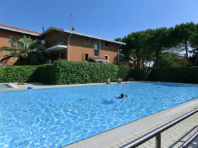 Fantastic villa on two floors with garden and swimming pool
